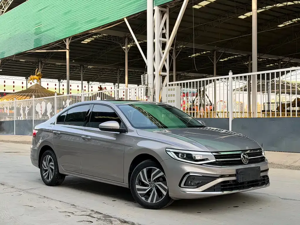 Volkswagen Bora 2023 из CN, фото 10