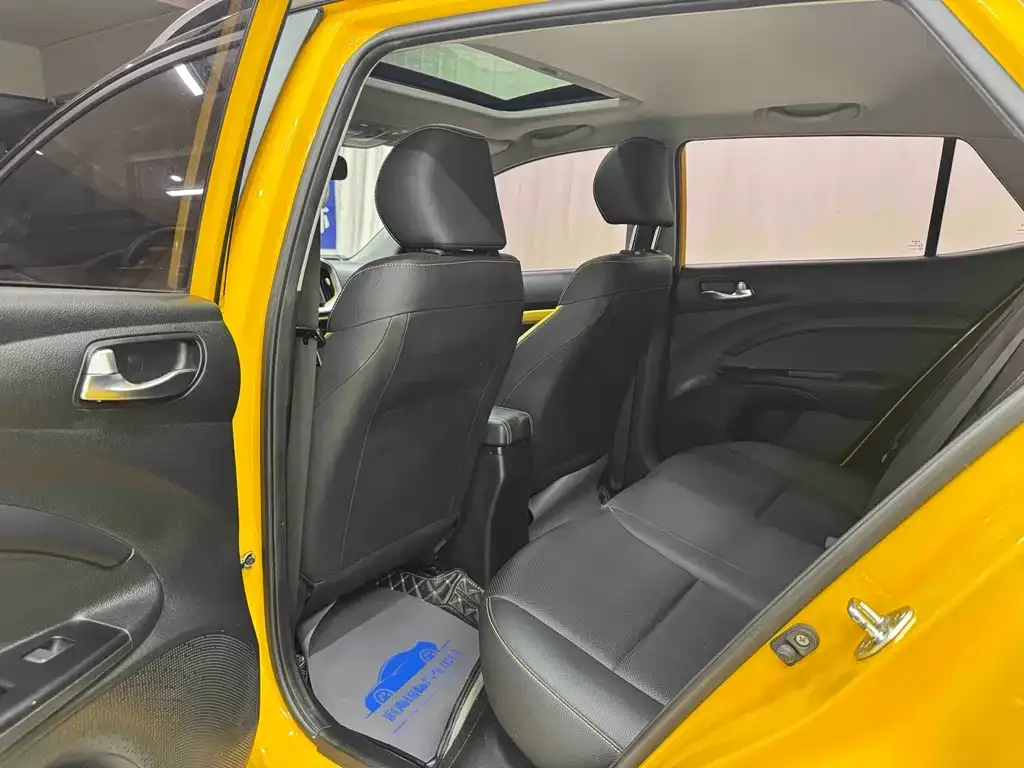 Kia KX1 2021 из CN, фото 8
