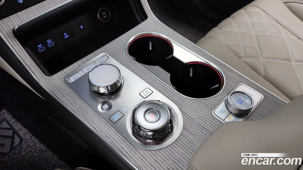 Genesis GV80 — фото 10