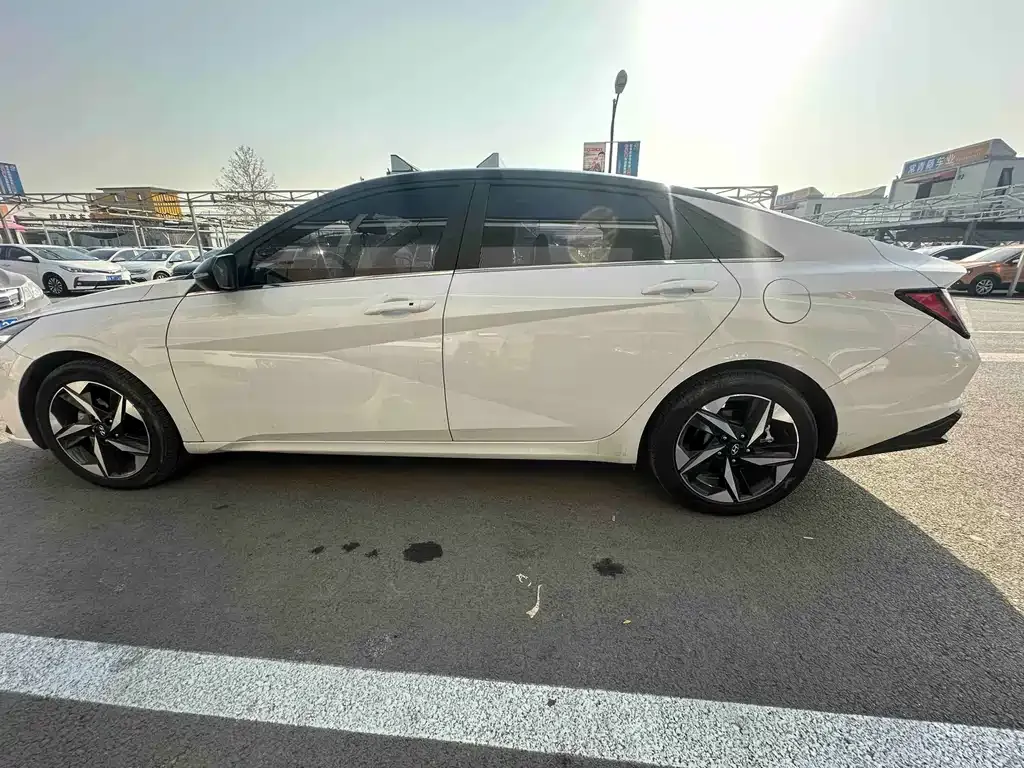 Hyundai Elantra 2021 из CN, фото 4