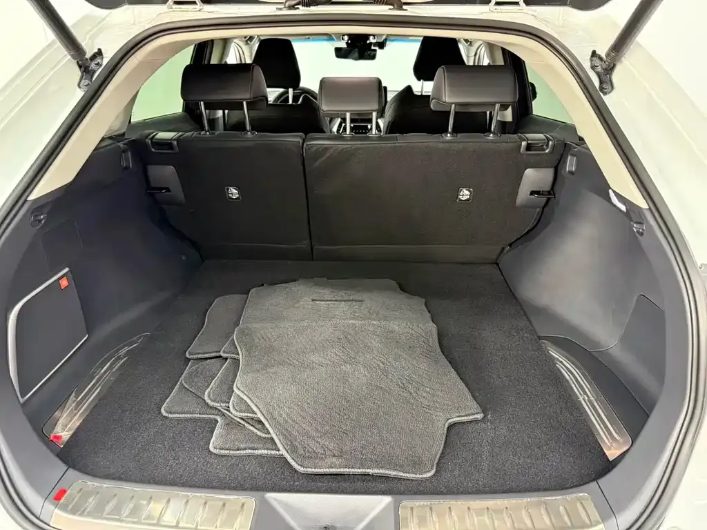 Toyota Venza 2022 из CN, фото 7