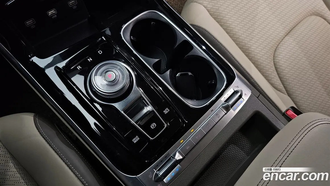 Kia Carnival — фото 10