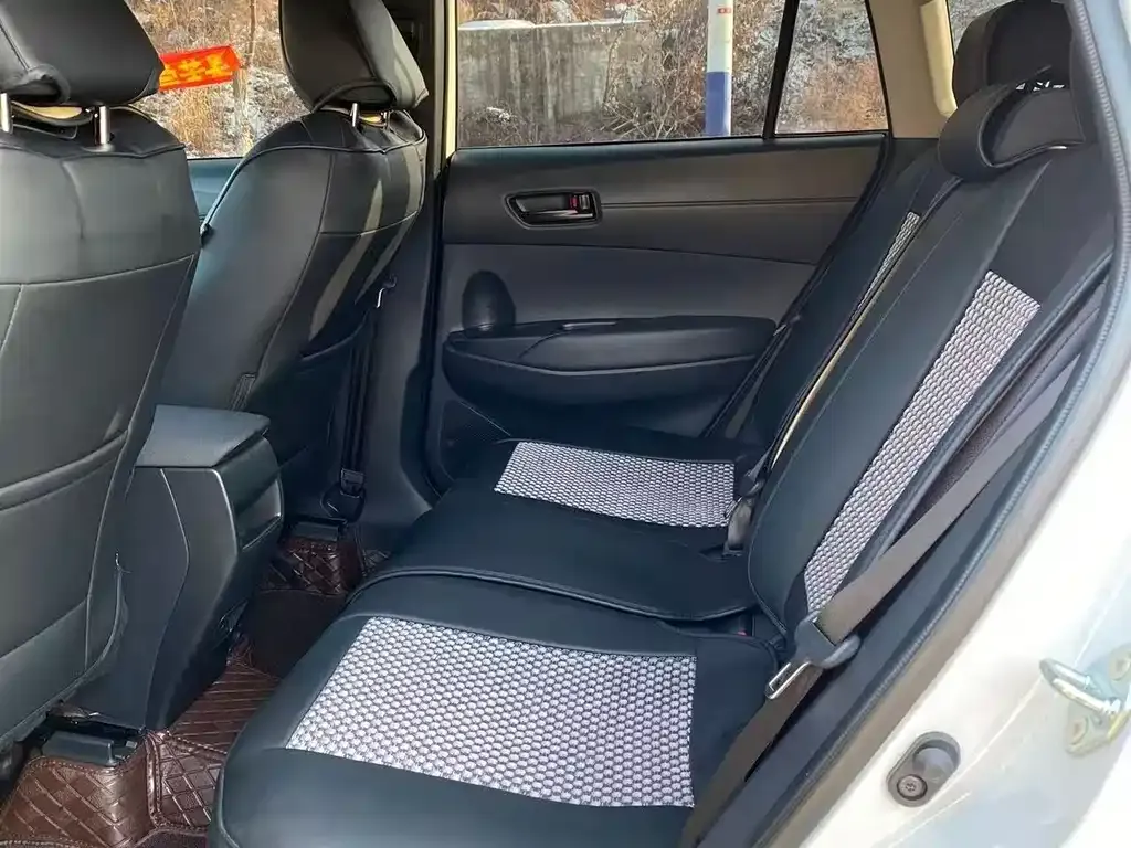 Toyota Frontlander 2024 из CN, фото 8