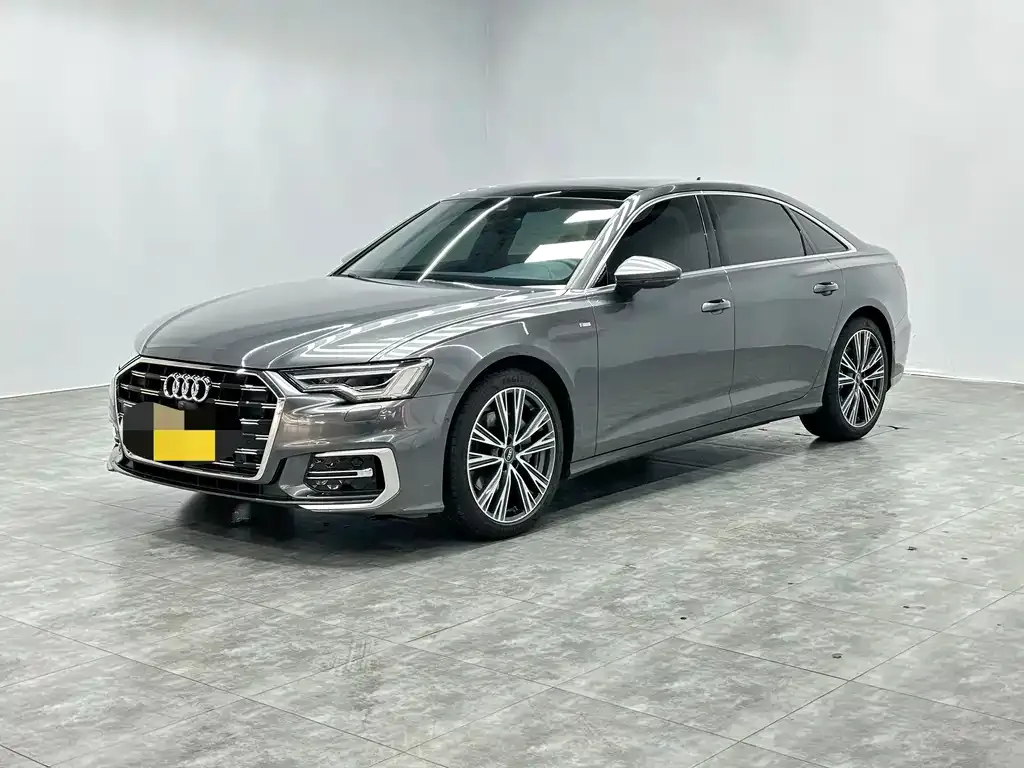 Audi A6L — фото 1