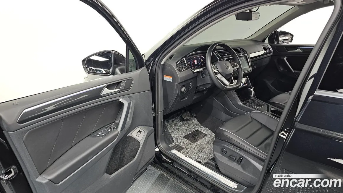 Volkswagen Tiguan 2024 из KR, фото 9