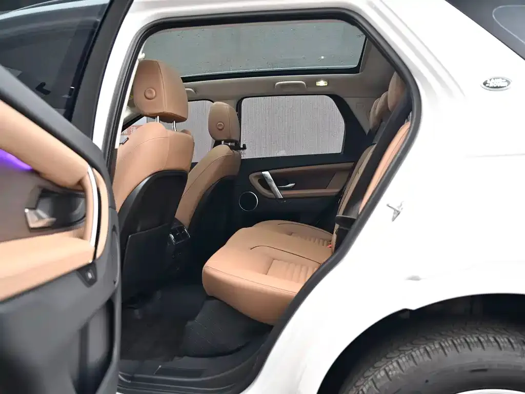 Land Rover Discovery Sport 2024 из CN, фото 3