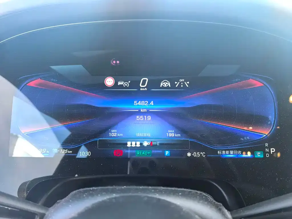 Mercedes-Benz EQS AMG — фото 2