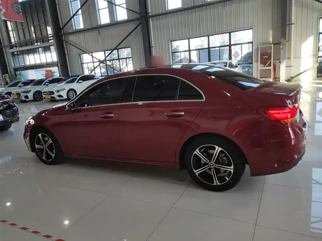 Mercedes-Benz A-Class 2023 из CN, фото 6