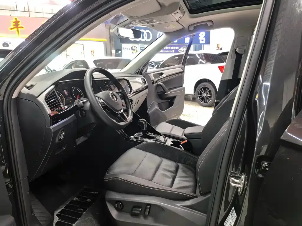 Volkswagen Tayron 2022 из CN, фото 9