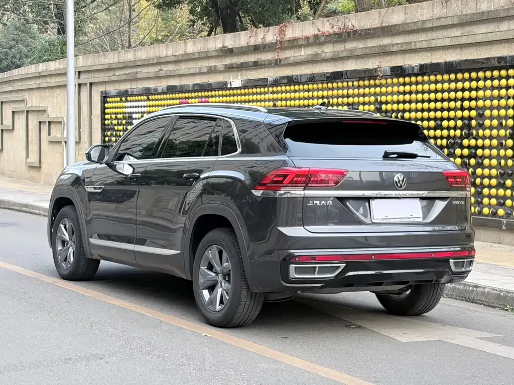 Volkswagen Teramont 2023 из CN, фото 7