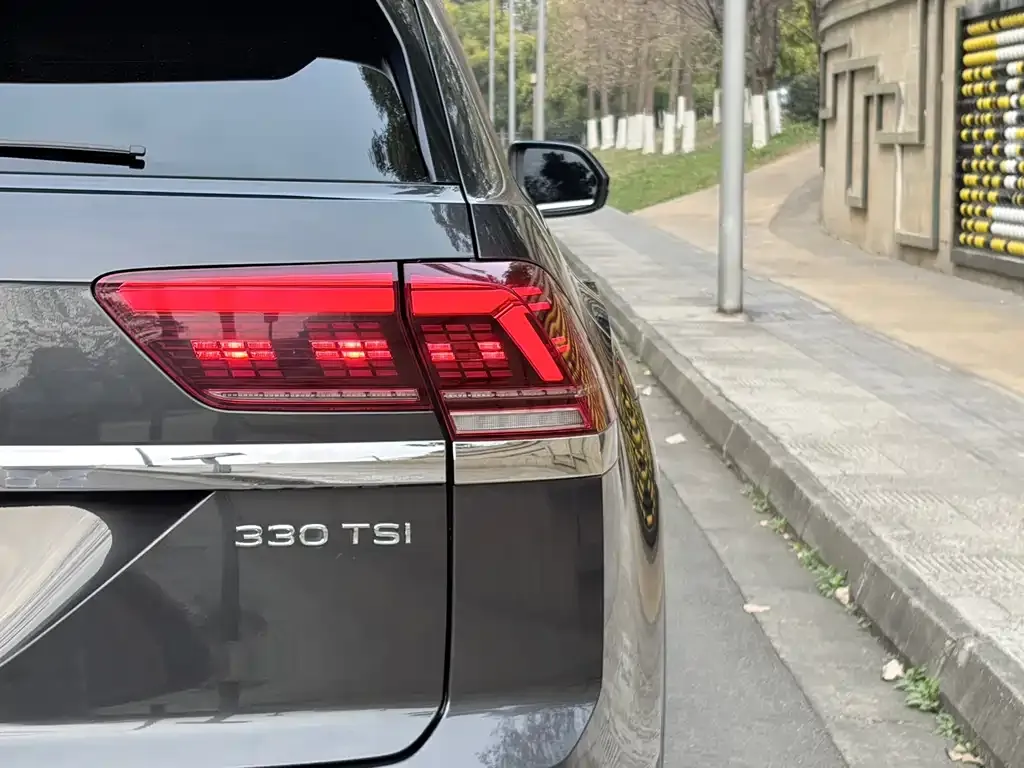 Volkswagen Teramont 2023 из CN, фото 8
