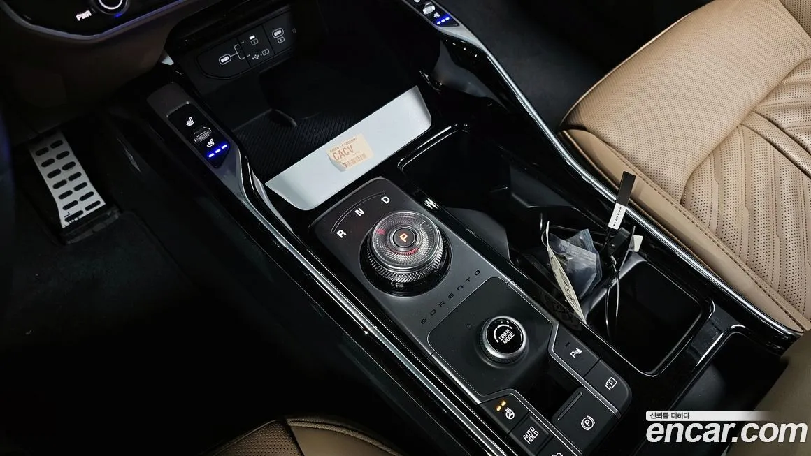 Kia Sorento — фото 7