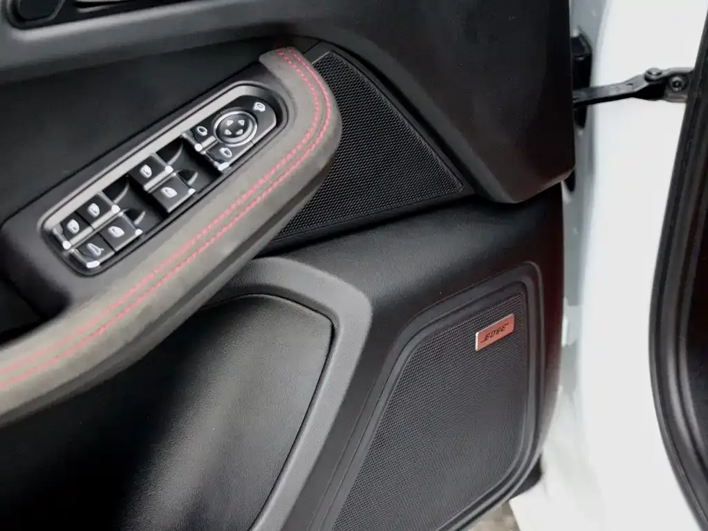 Porsche Macan — фото 4