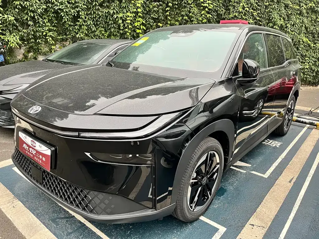 Toyota Platinum 3X 2025 из CN, фото 1