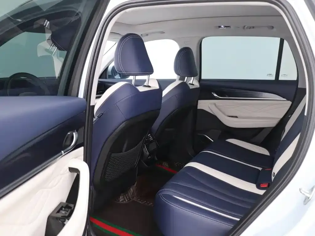Geely Xingyue L 2022 из CN, фото 10