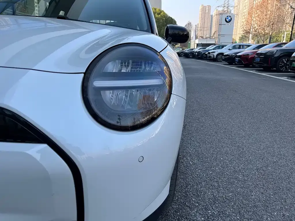 MINI Cooper EV 2024 из CN, фото 2