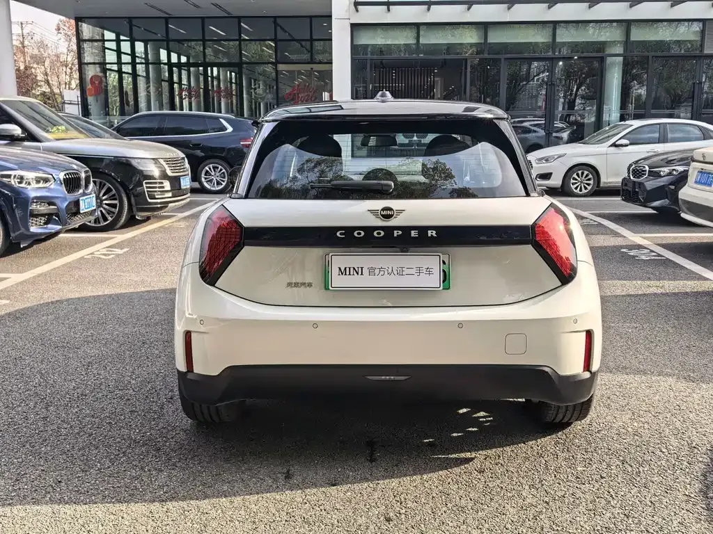 MINI Cooper EV 2024 из CN, фото 8