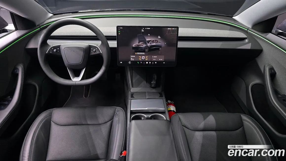 Tesla Model 3 — фото 8