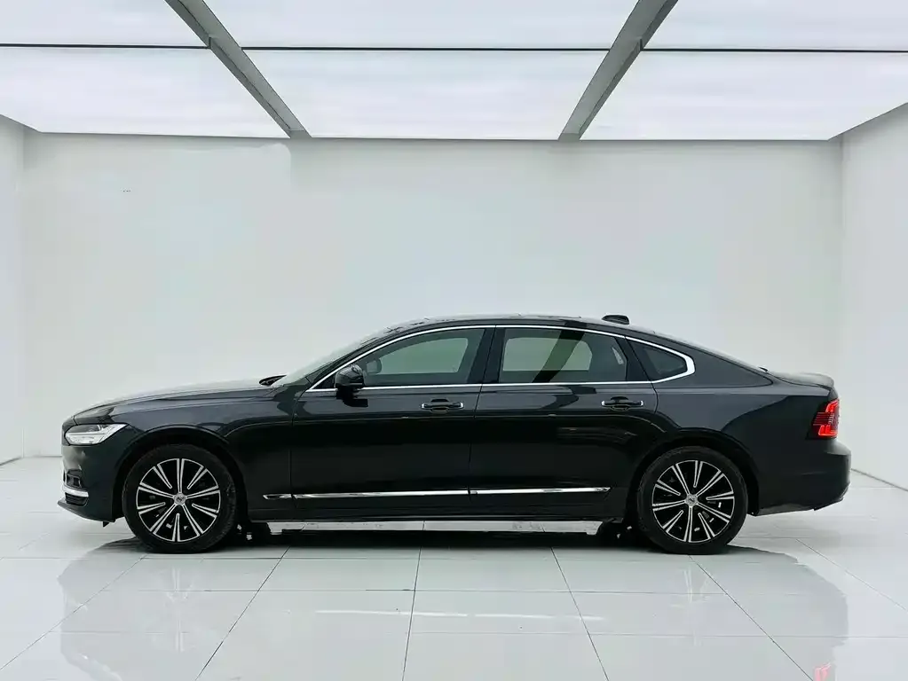 Volvo S90 — фото 4
