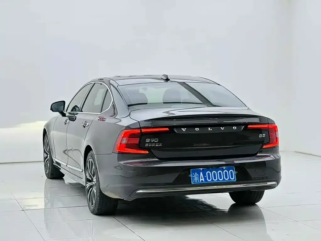 Volvo S90 — фото 5