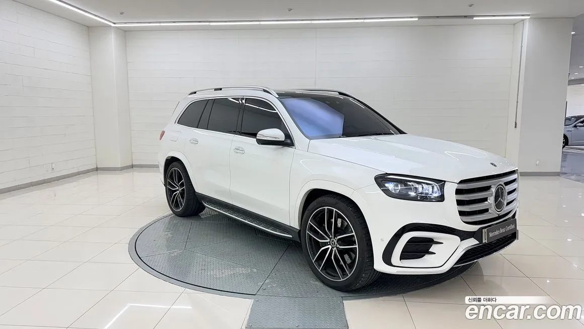 Mercedes-Benz GLS-Class — фото 6