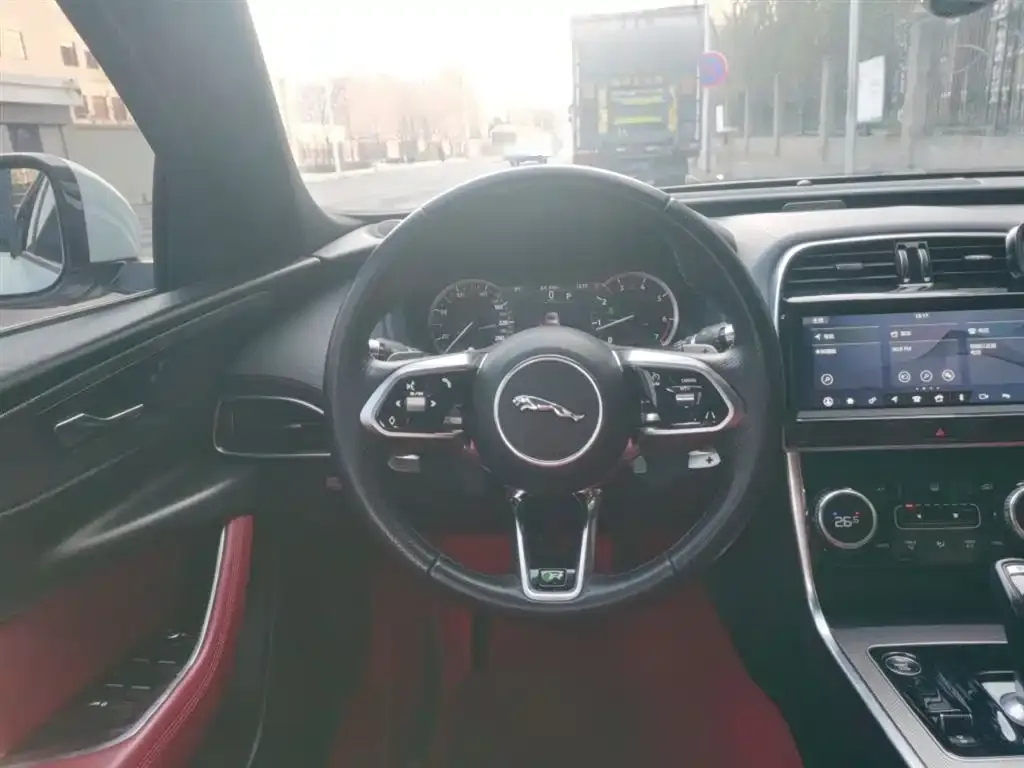 Jaguar XEL 2021 из CN, фото 9