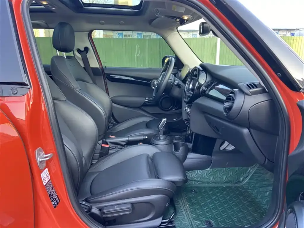 MINI Cooper (3-door) 2021 из CN, фото 3