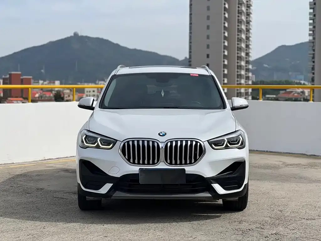 BMW X1 — фото 2
