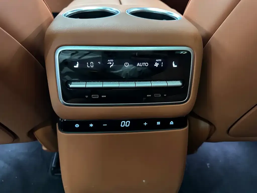 Li Auto L9 2024 из CN, фото 3
