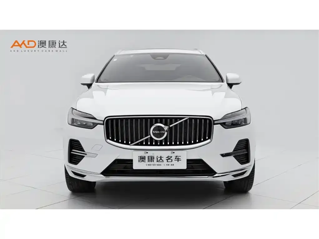 Volvo XC60 PHEV — фото 5