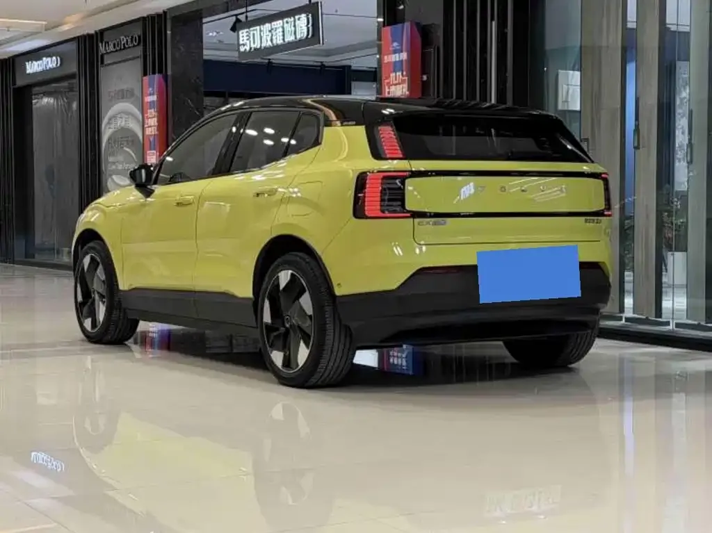 Volvo EX30 2024 из CN, фото 4