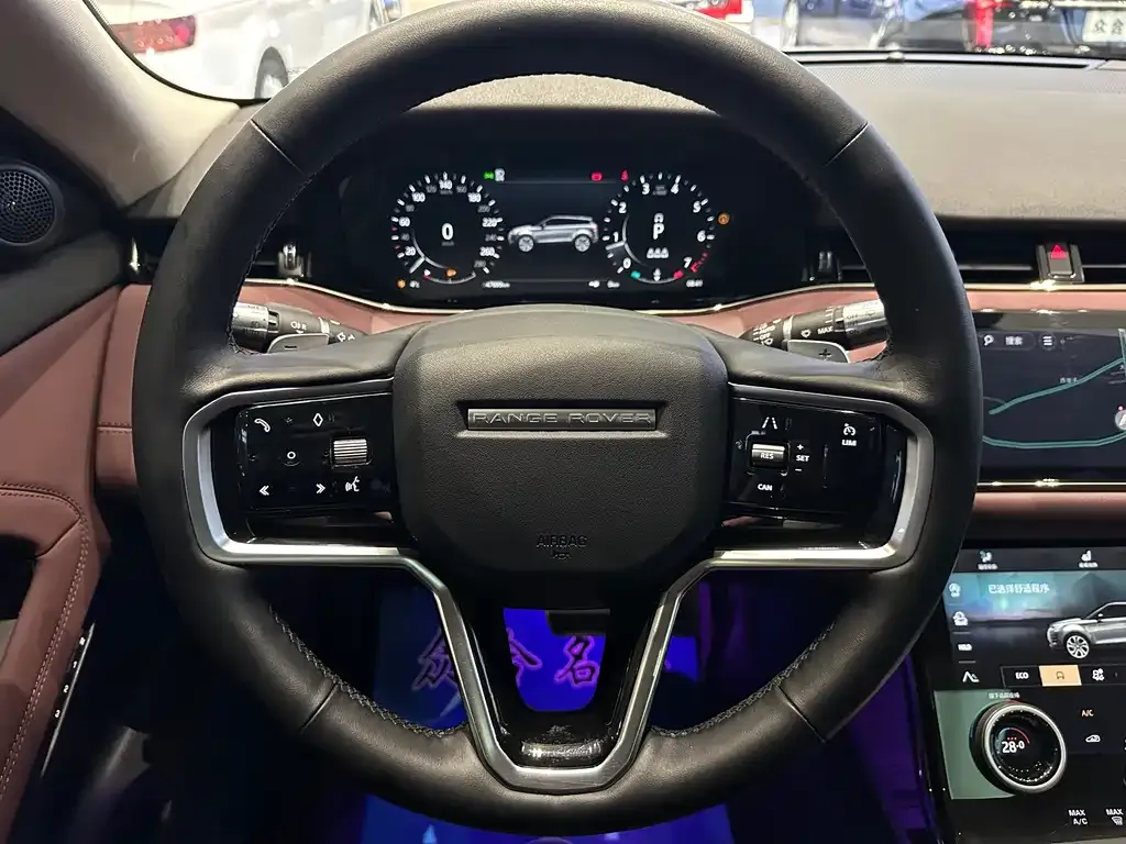 Land Rover Evoque — фото 7
