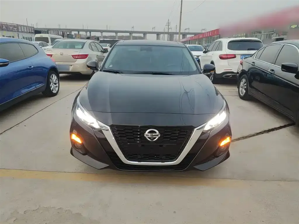 Nissan Teana 2022 из CN, фото 4