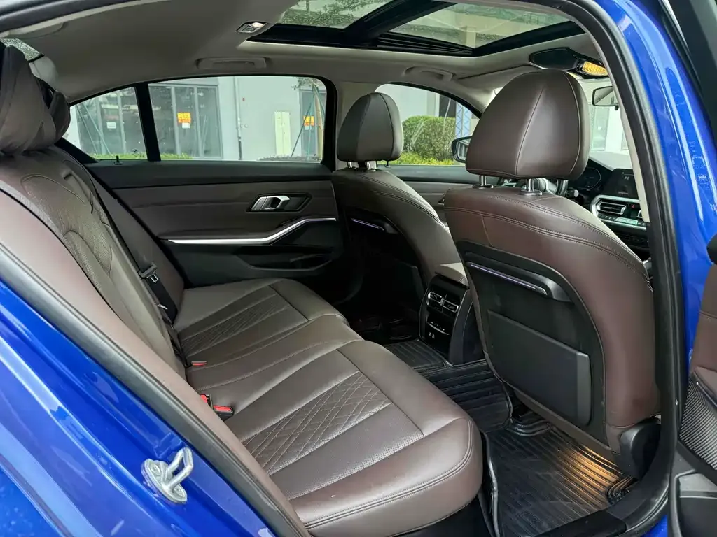 BMW 3 Series — фото 10