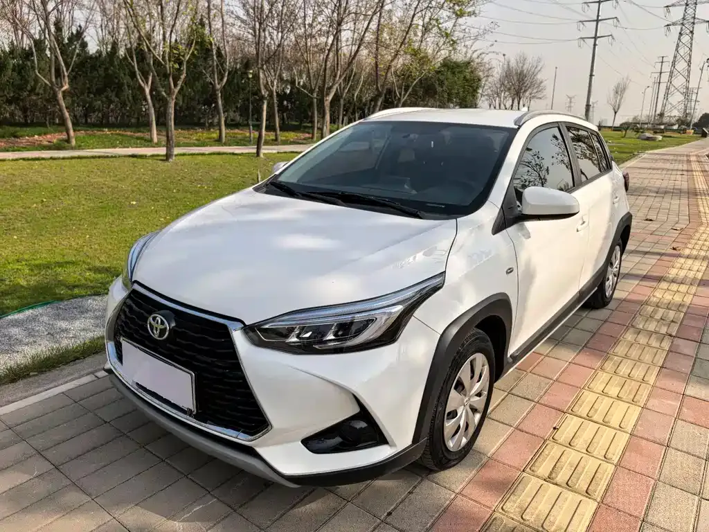 Toyota Yaris L 2023 из CN, фото 1