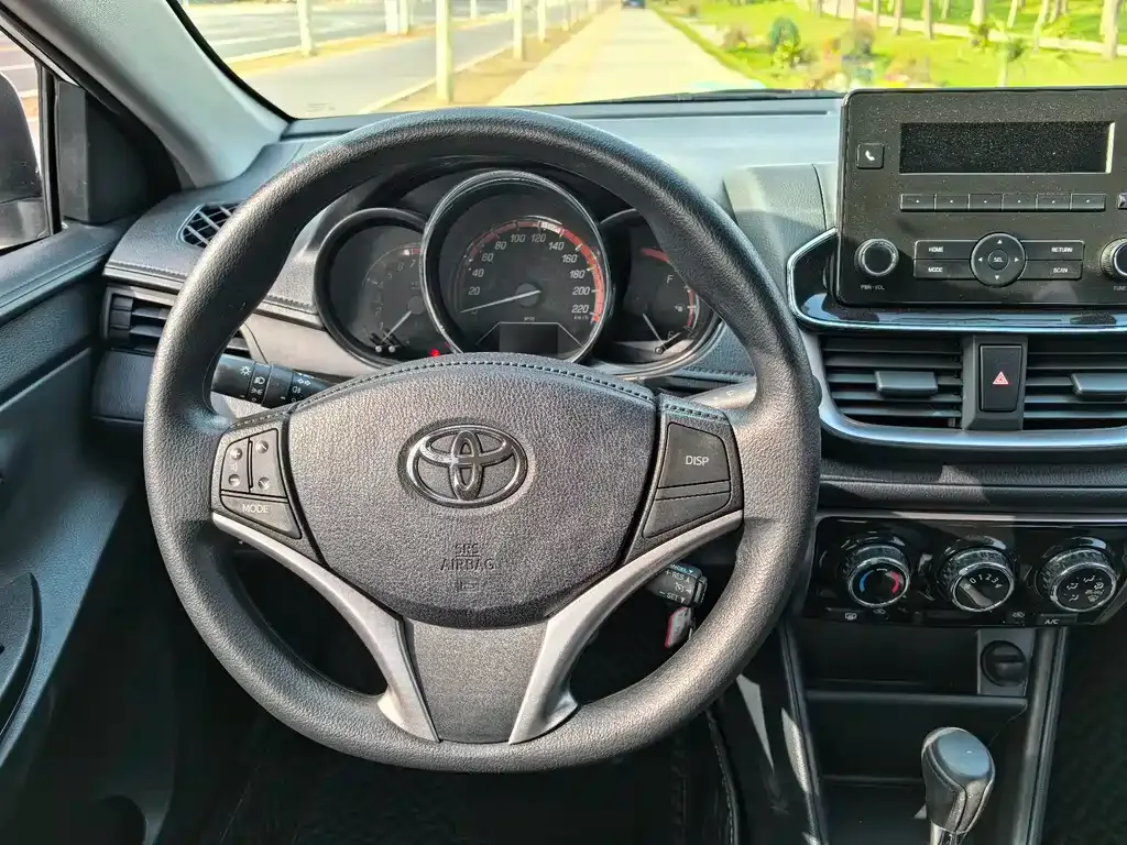 Toyota Yaris L 2023 из CN, фото 7
