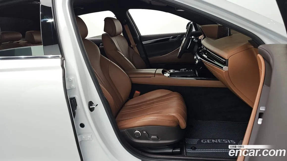 Genesis G80 — фото 10