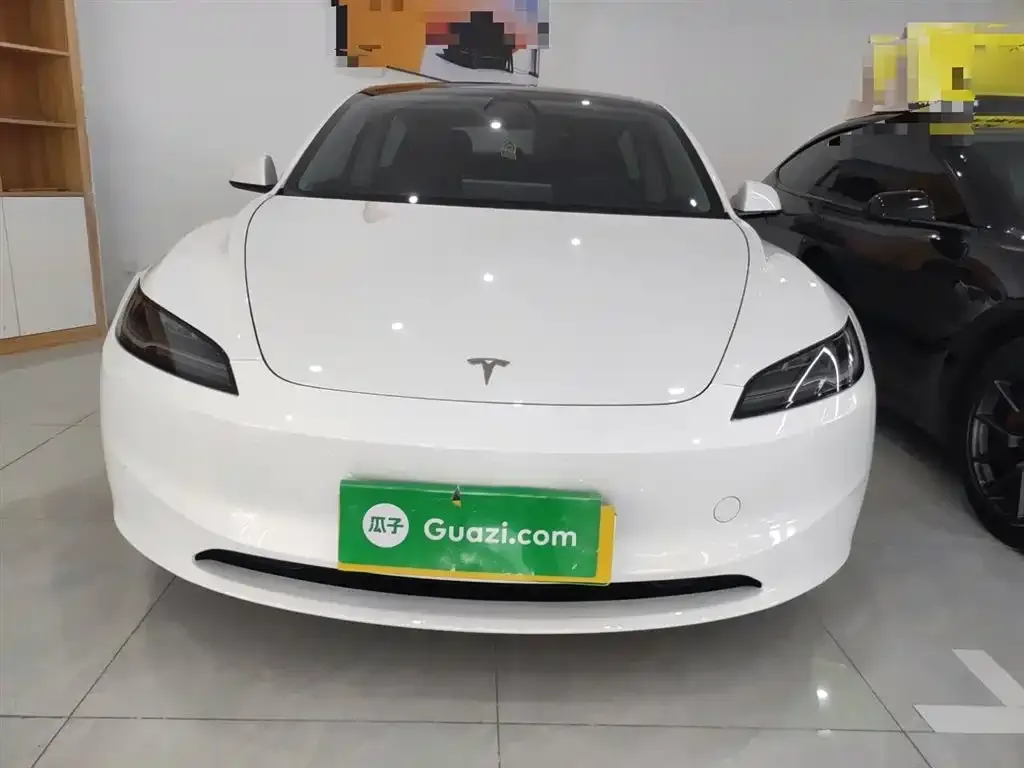 Tesla Model 3 2024 из CN, фото 2