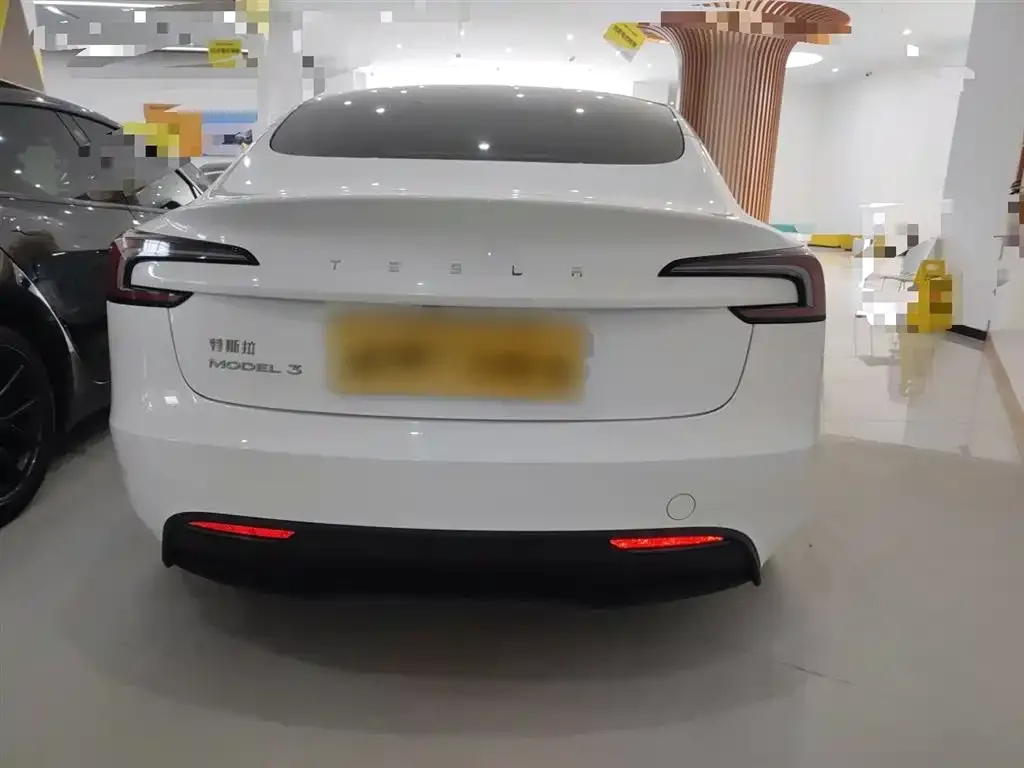 Tesla Model 3 2024 из CN, фото 7