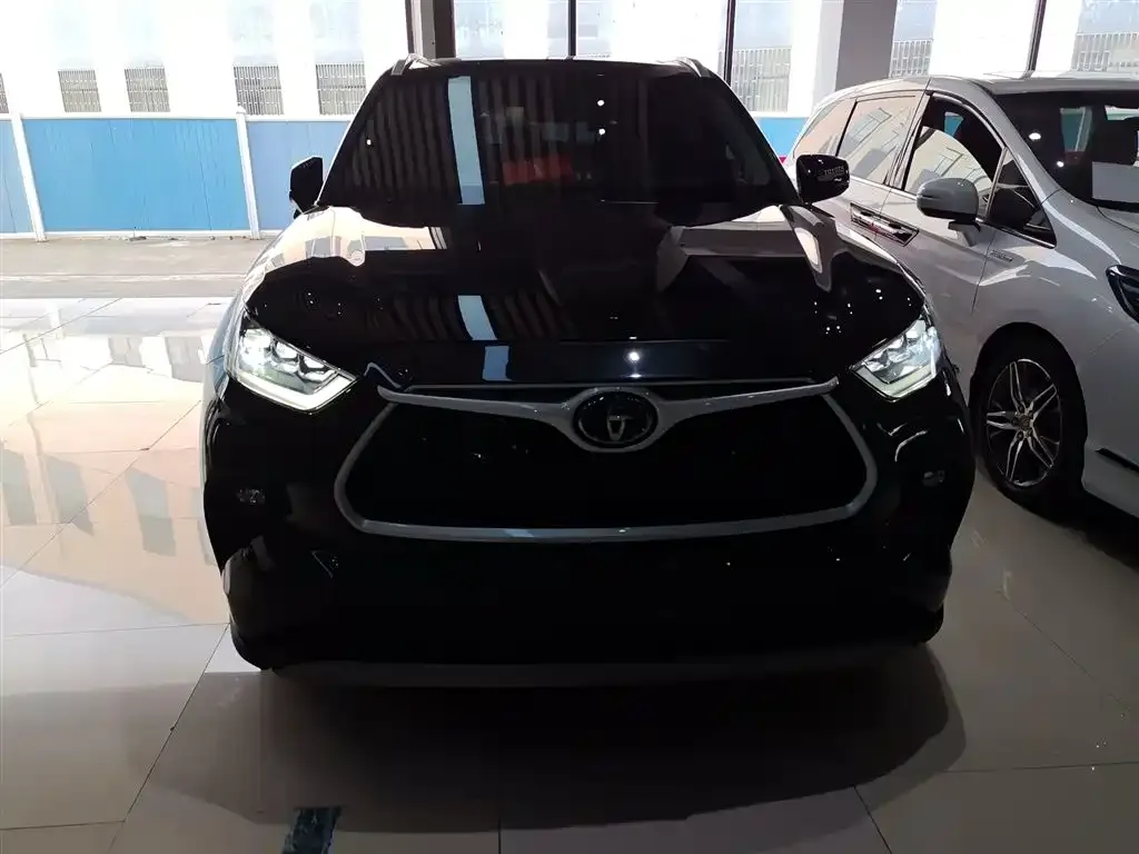 Toyota Highlander 2023 из CN, фото 2