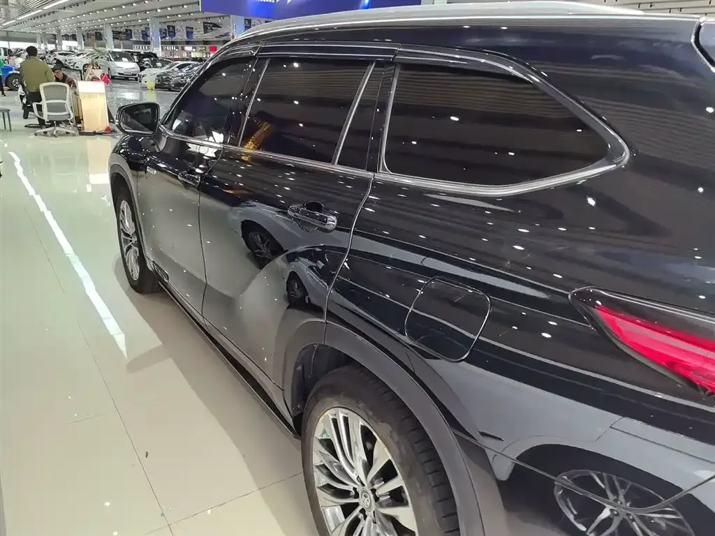 Toyota Highlander 2023 из CN, фото 5