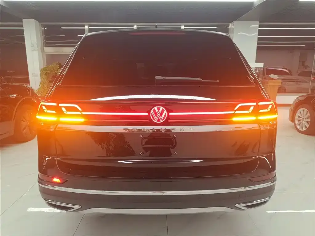 Volkswagen Teramont 2023 из CN, фото 4