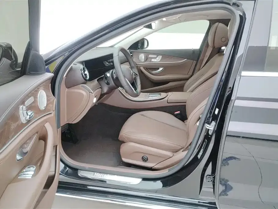 Mercedes-Benz E-Class 2023 из CN, фото 5