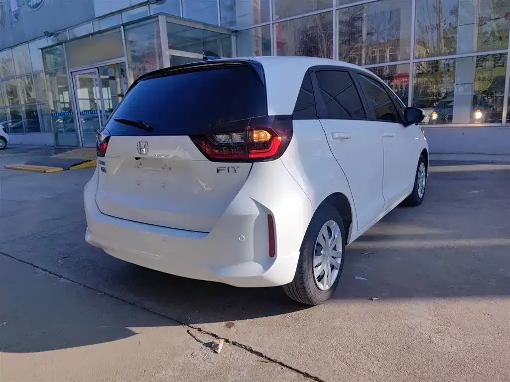 Honda Fit 2023 из CN, фото 7