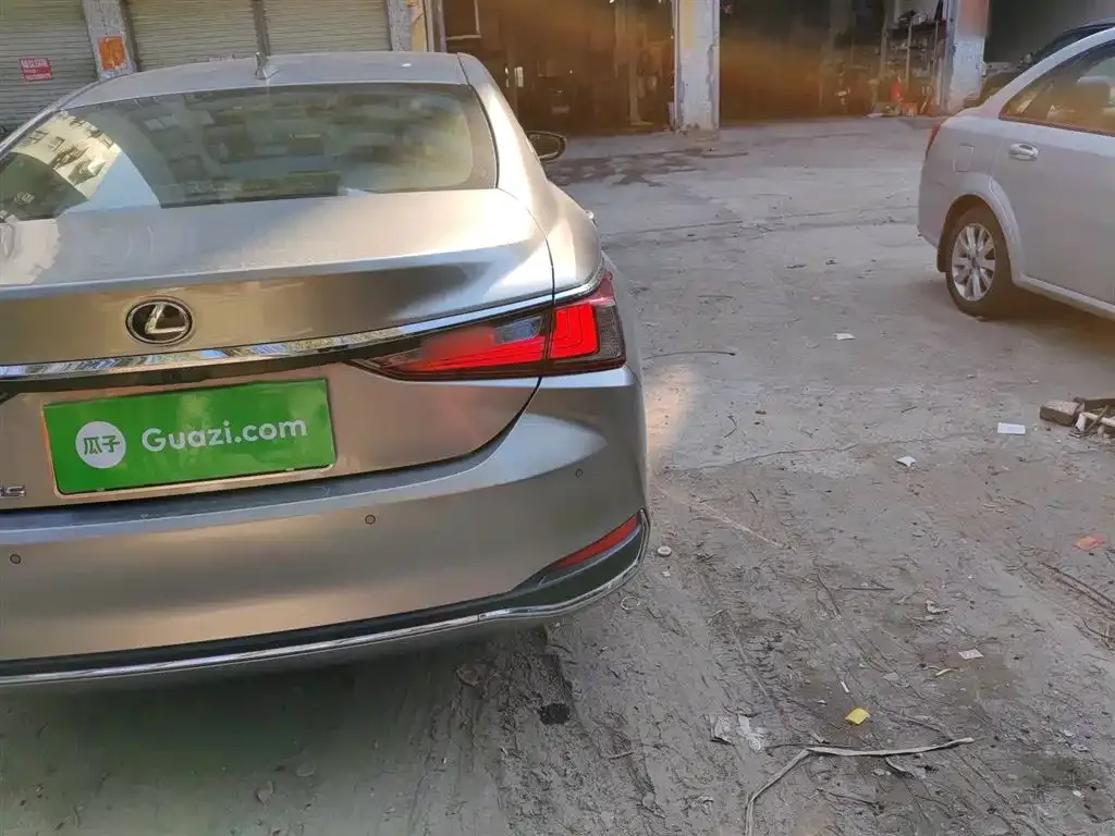 Lexus ES 2021 из CN, фото 4