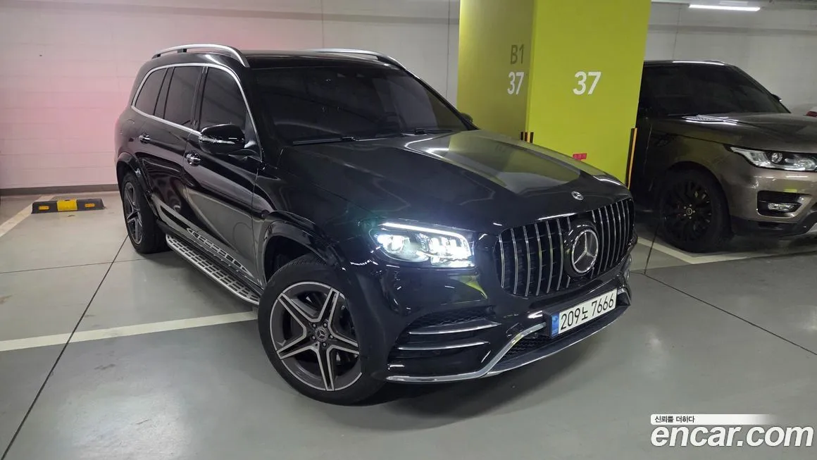 Mercedes-Benz GLS-Class — фото 1