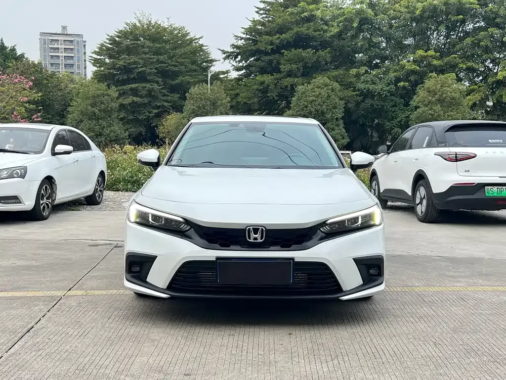 Honda Civic 2023 из CN, фото 2