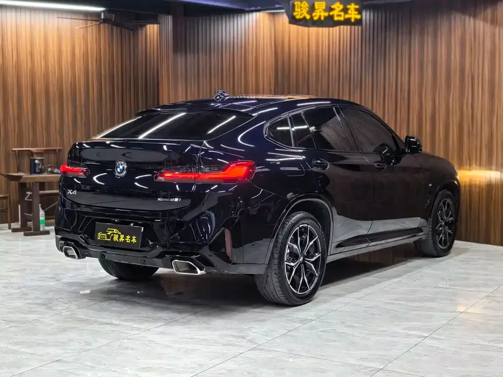BMW X4 — фото 10