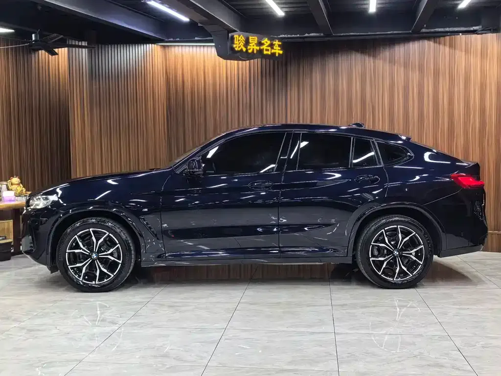 BMW X4 — фото 5
