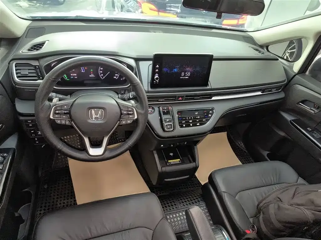 Honda Elysion 2023 из CN, фото 8